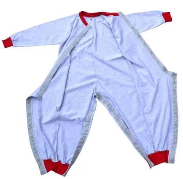 Pyjama with diaper changing with new closure - Image 3