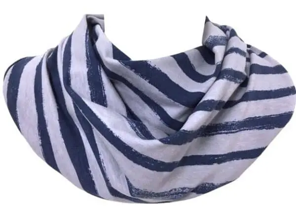 Scarf teenager light gray with wide blue stripe (241)