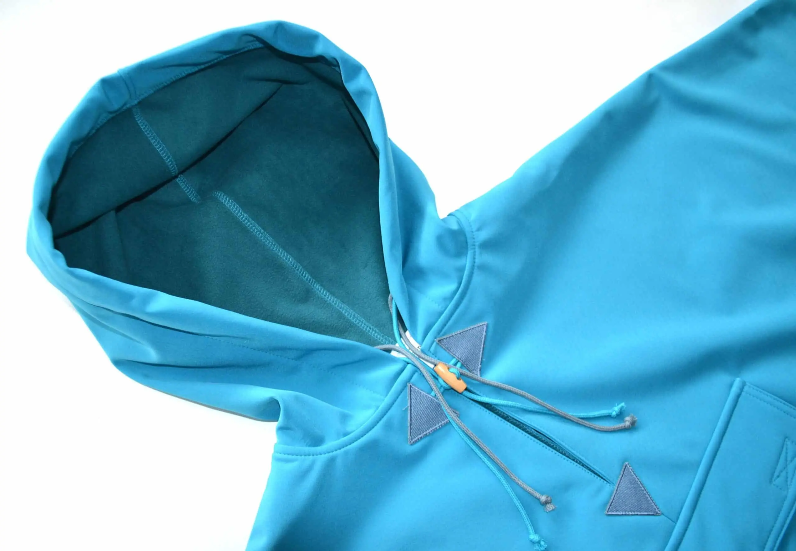 poncho_softgel
