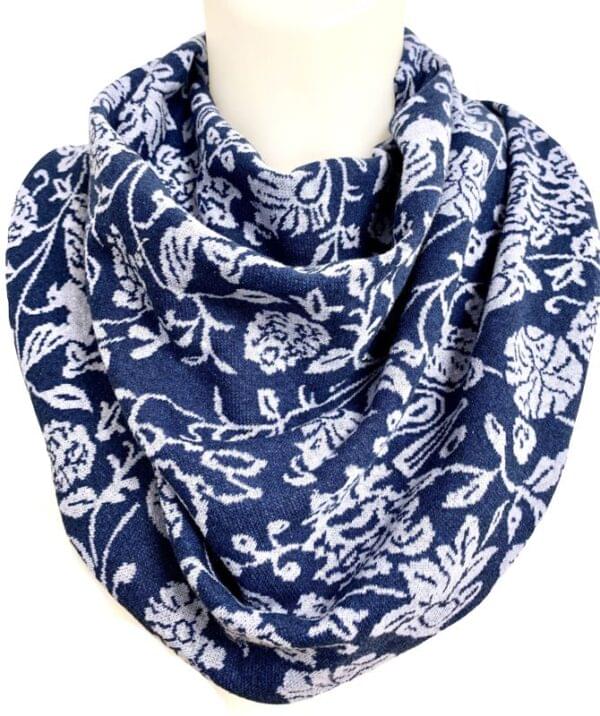 SCARF ADULTS KOBALTBLUE WITH GRAY FLOWERS (297)