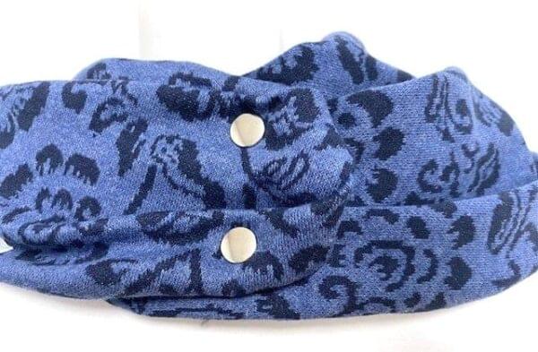 Sjaal volwassenen blauw met met donker blauwe bloemen (327) - Afbeelding 2