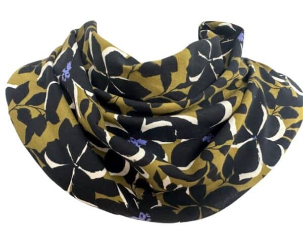 Scarf teenager olive green with black flowers (373)